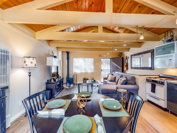 Big Bear Home 976067