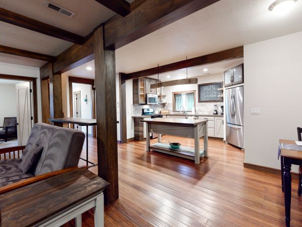 Big Bear Home 976074