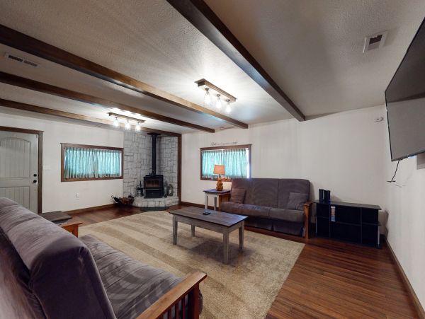 Big Bear Home 976074
