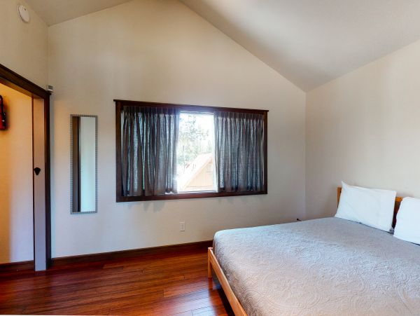 Big Bear Home 976074