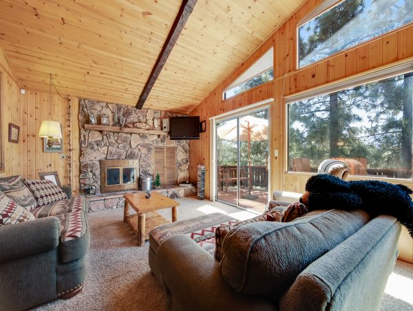 Big Bear Home 976075