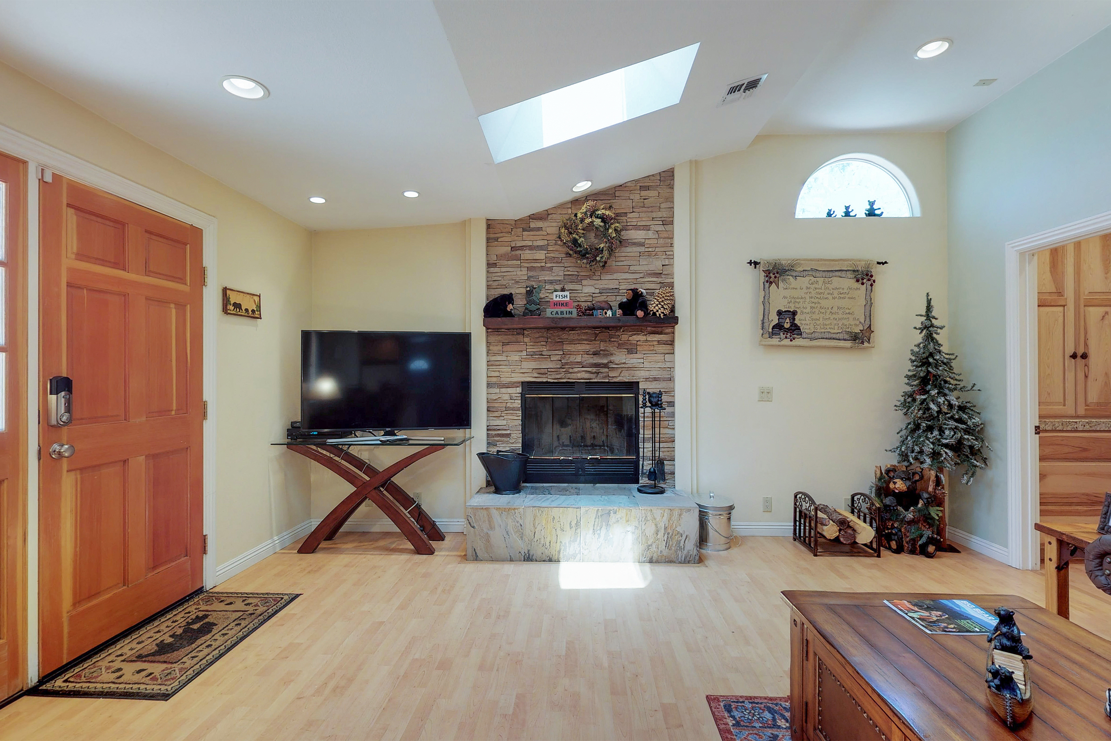 Big Bear Home 976076
