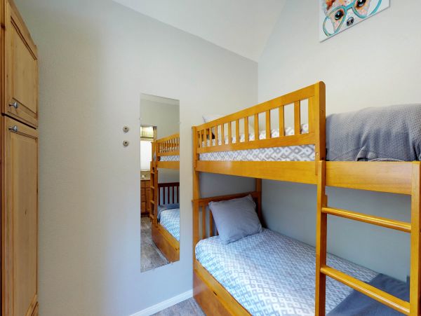 Big Bear Home 976086