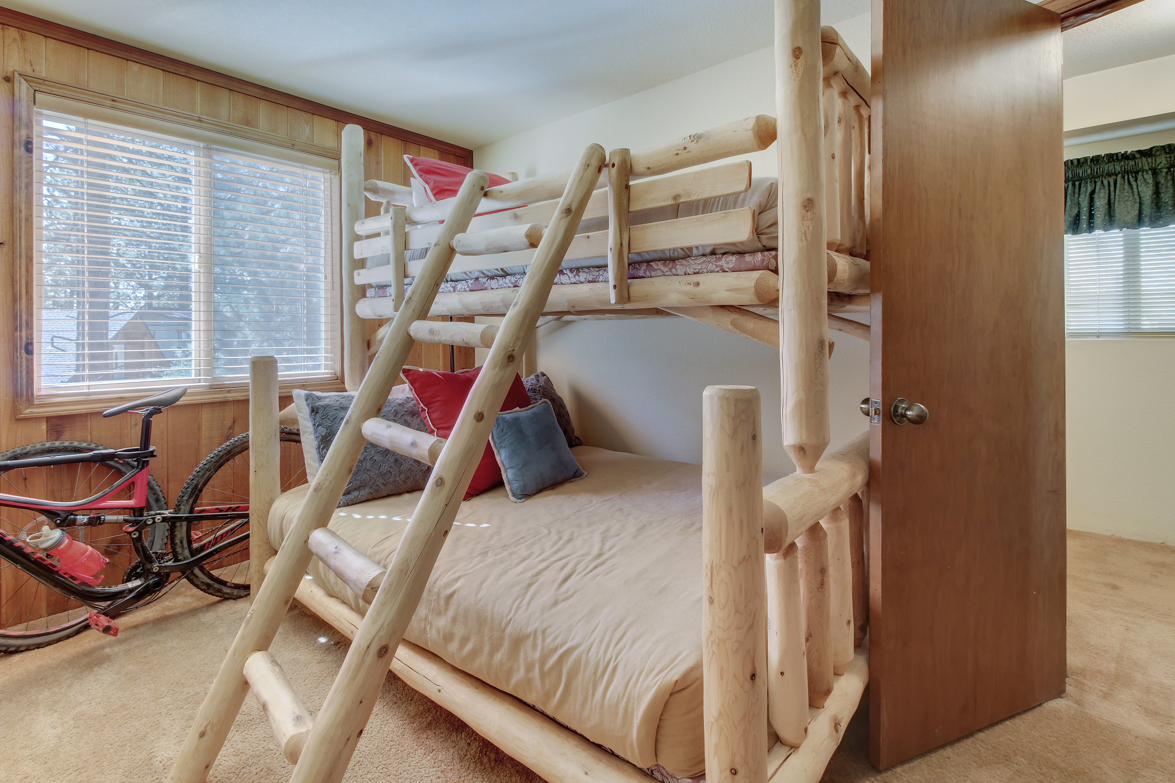 Big Bear Home 976094