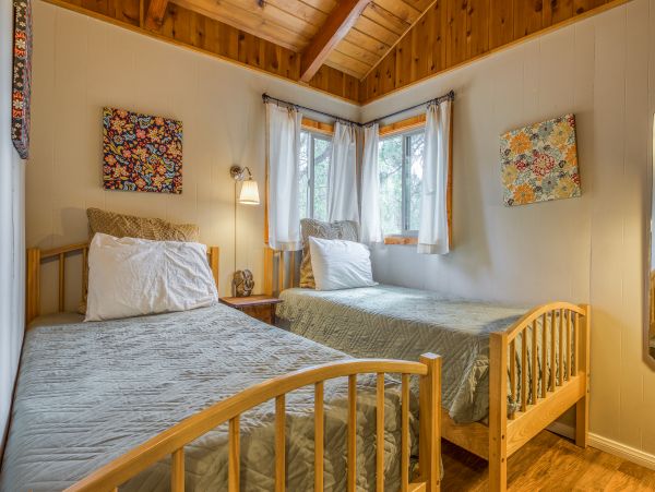 Big Bear Home 976100