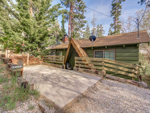 Big Bear Home 976100