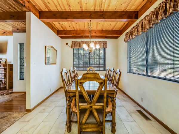 Big Bear Home 976101