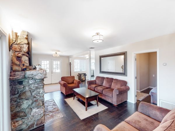 Big Bear Home 976102