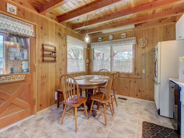 Big Bear Home 976105