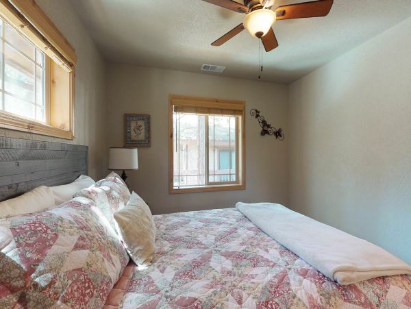 Big Bear Home 976112