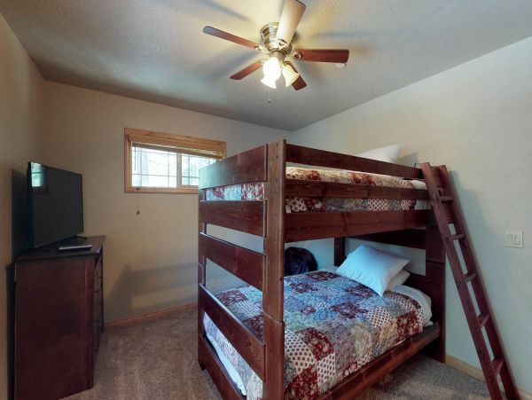 Big Bear Home 976112
