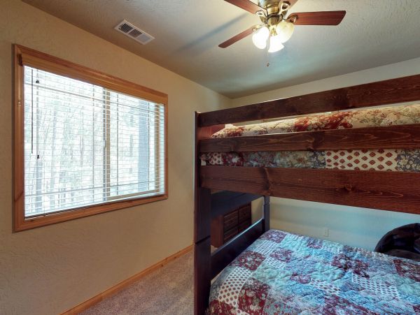 Big Bear Home 976112