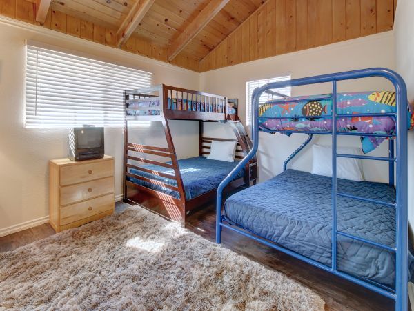 Big Bear Home 976119
