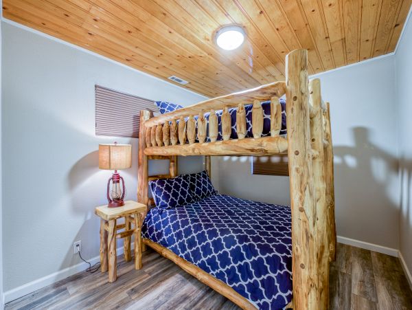 Big Bear Home 976126