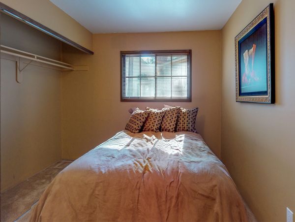 Big Bear Home 976137
