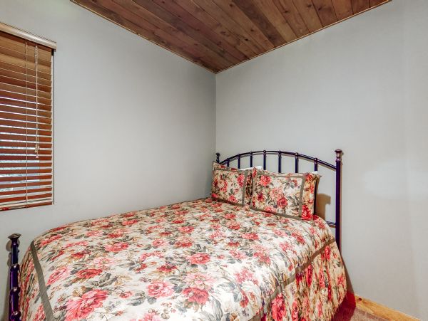 Big Bear Home 976144