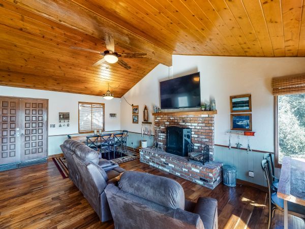 Big Bear Home 976145