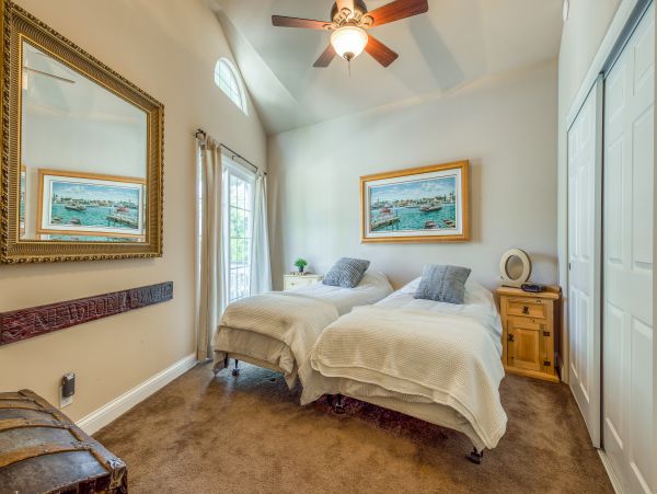 Big Bear Home 976149