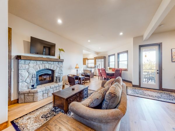 Big Bear Home 976151
