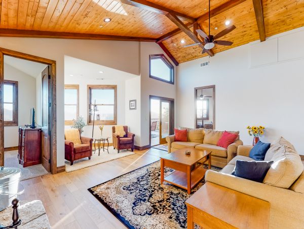 Big Bear Home 976151