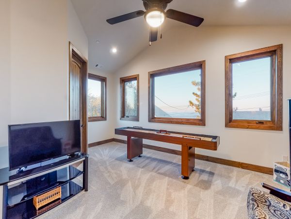 Big Bear Home 976151