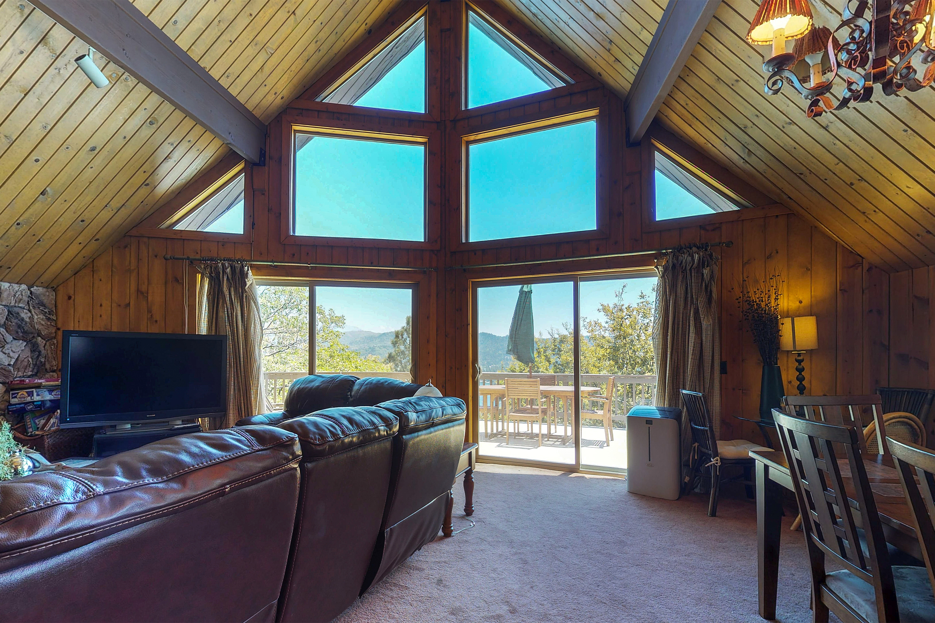 Big Bear Home 976156