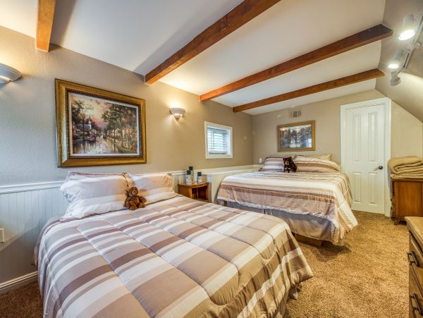 Big Bear Home 976158