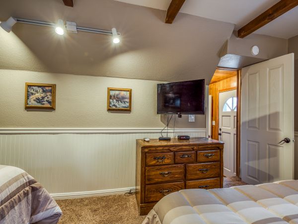 Big Bear Home 976158