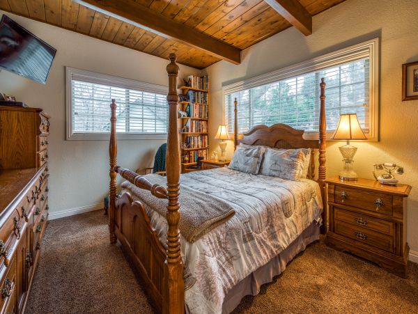 Big Bear Home 976158