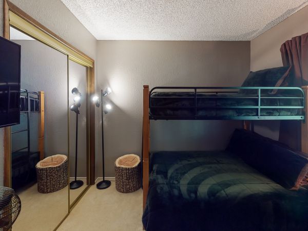 Big Bear Home 976164