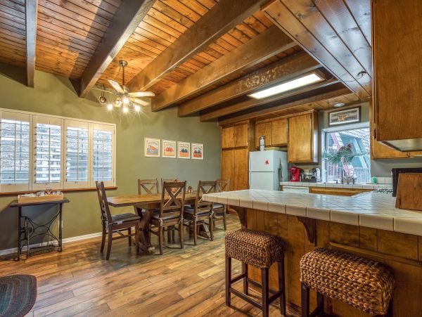 Big Bear Home 976168