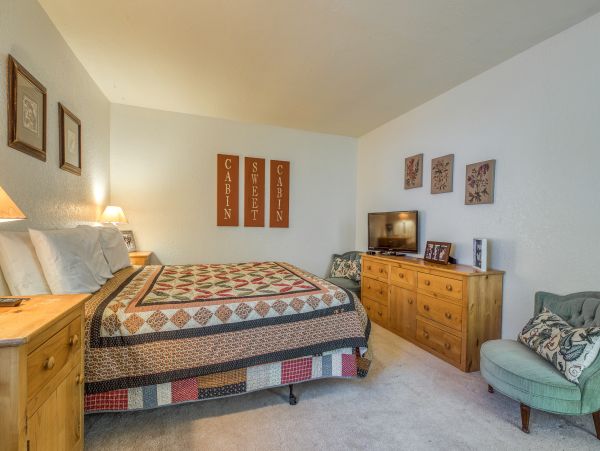 Big Bear Home 976168