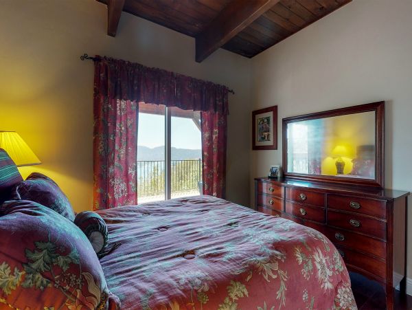 Big Bear Home 976169