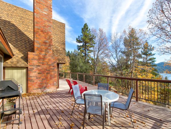 Lake Arrowhead Mountain View Three Bedroom Vacation Home