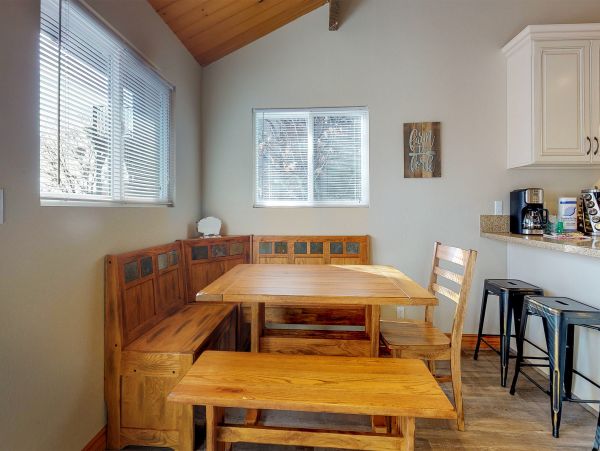 Lake Arrowhead Mountain View Three Bedroom Vacation Home