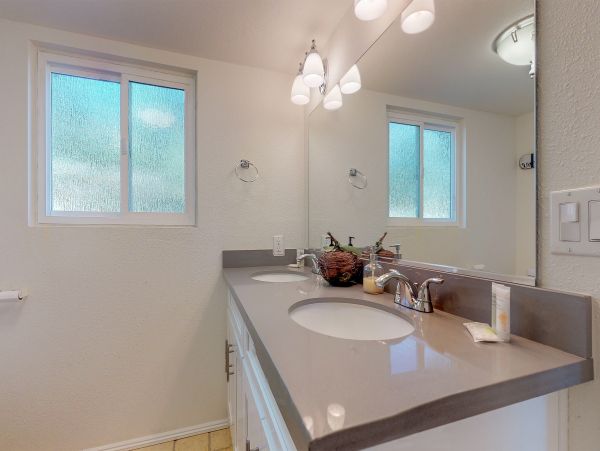 Lake Arrowhead Mountain View Three Bedroom Vacation Home