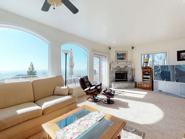 Big Bear Home 976173