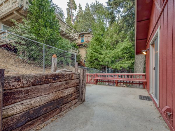 Big Bear Home 976174
