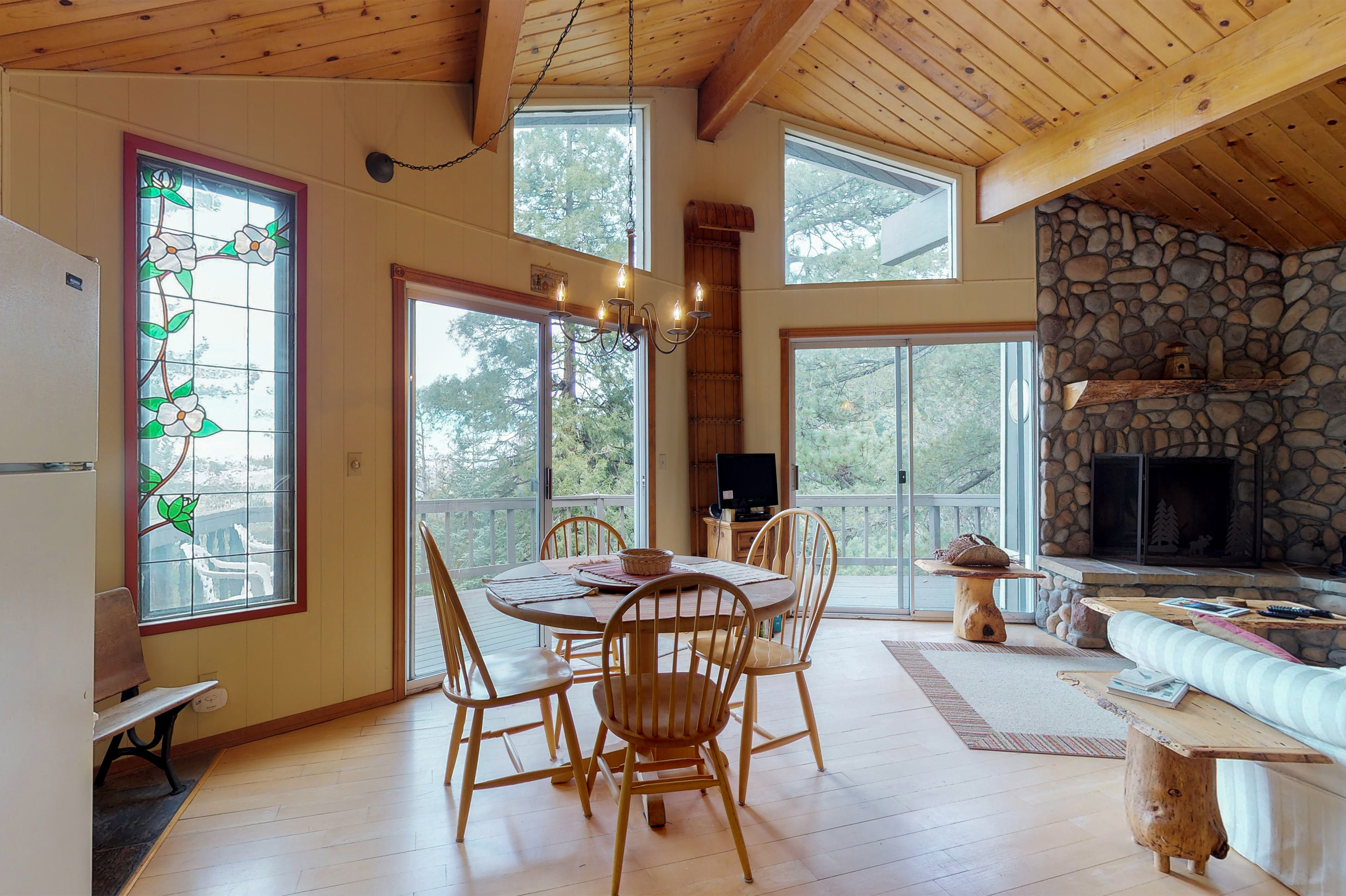 Big Bear Home 976175