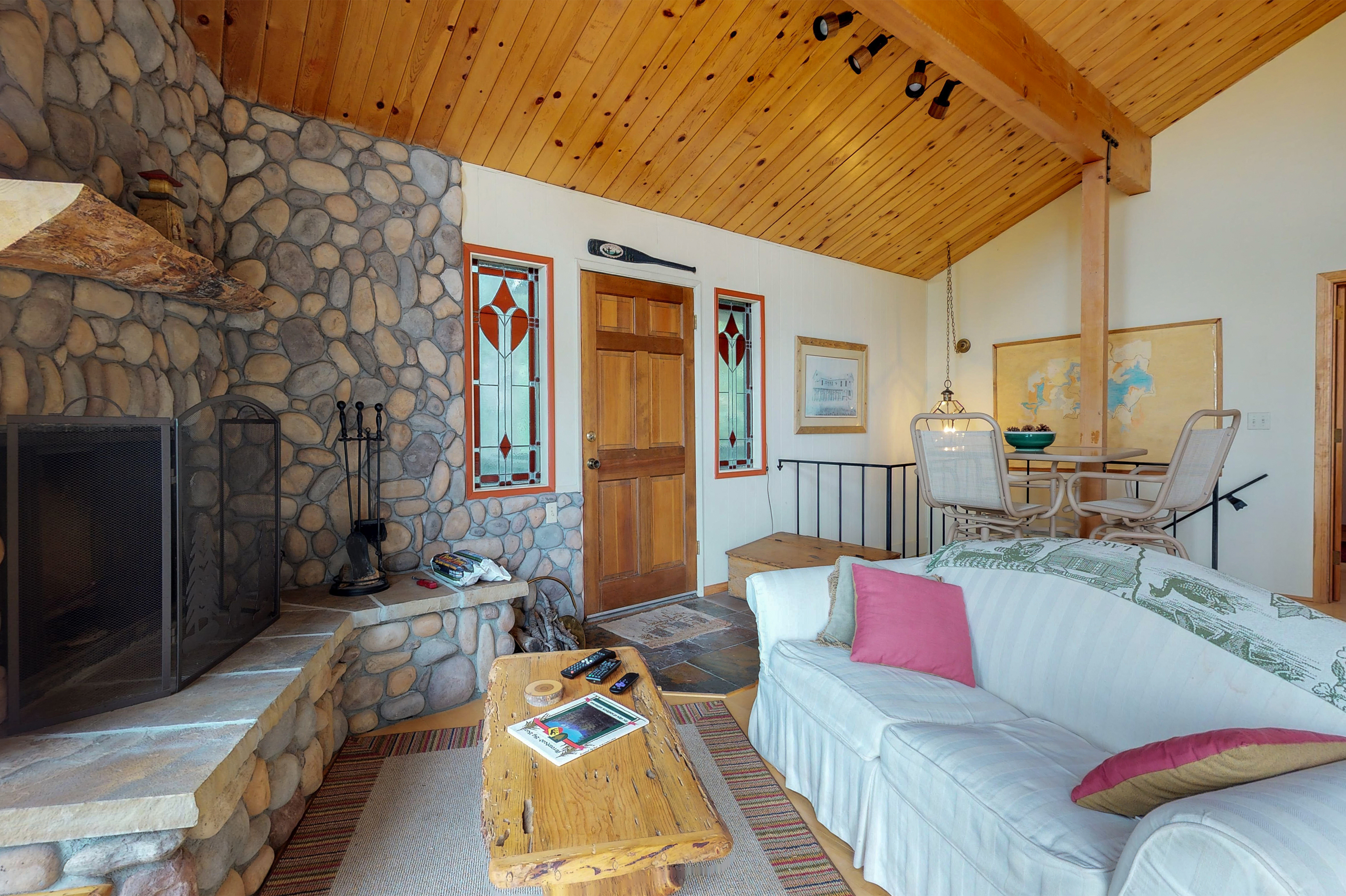 Big Bear Home 976175