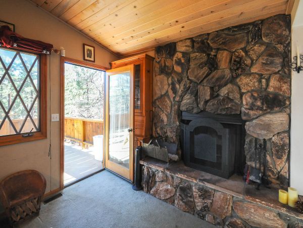 Big Bear Home 976177