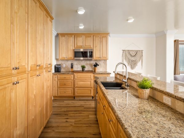 Beautiful Oceanfront Duplex Accommodates 26 Guests
