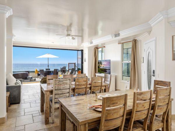 Beautiful Oceanfront Duplex Accommodates 26 Guests