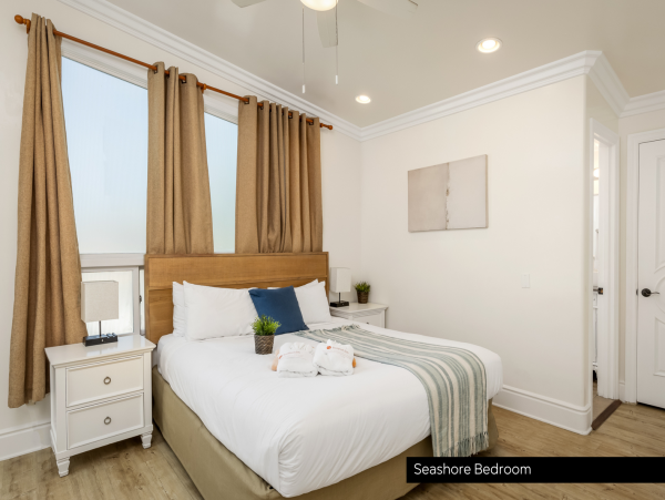 Beautiful Oceanfront Duplex Accommodates 26 Guests