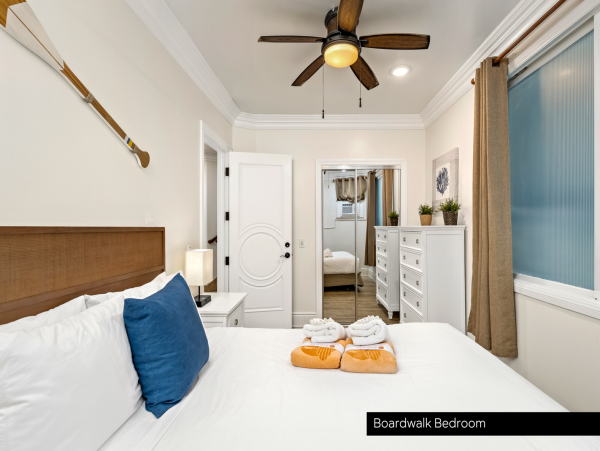 Beautiful Oceanfront Duplex Accommodates 26 Guests