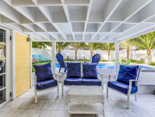 Steps to Beach Bradenton Vacation Home Private Pool & Spa