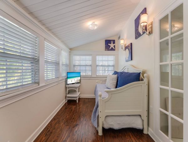 Steps to Beach Bradenton Vacation Home Private Pool & Spa