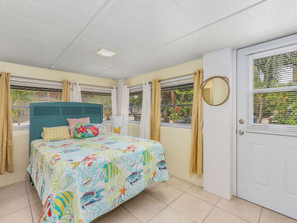 Charming Triplex for Rent on Fort Myers Beach Steps to Beach