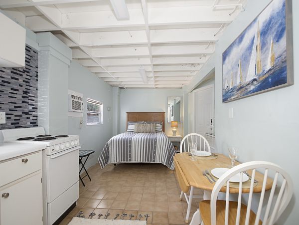 Charming Triplex for Rent on Fort Myers Beach Steps to Beach