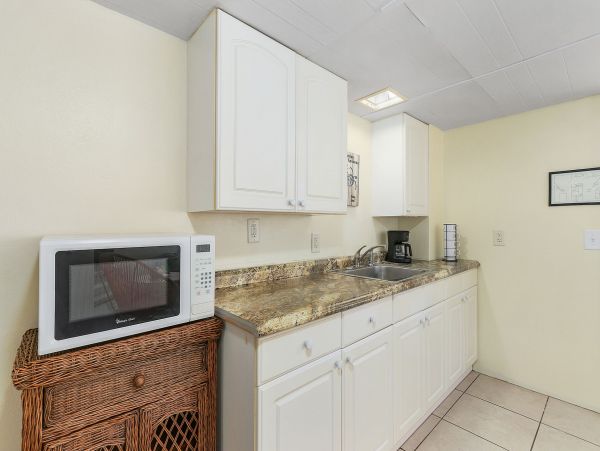 Charming Triplex for Rent on Fort Myers Beach Steps to Beach